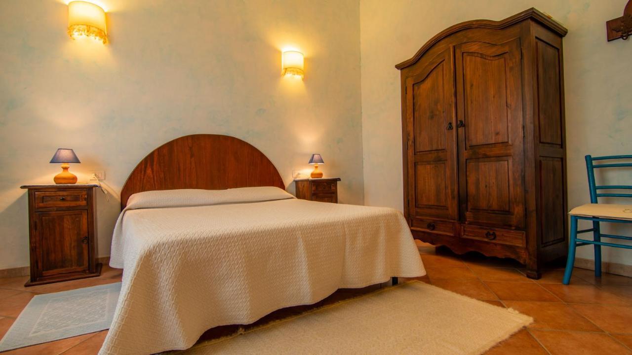 Agriturismo Carrucana Martis Buitenkant foto